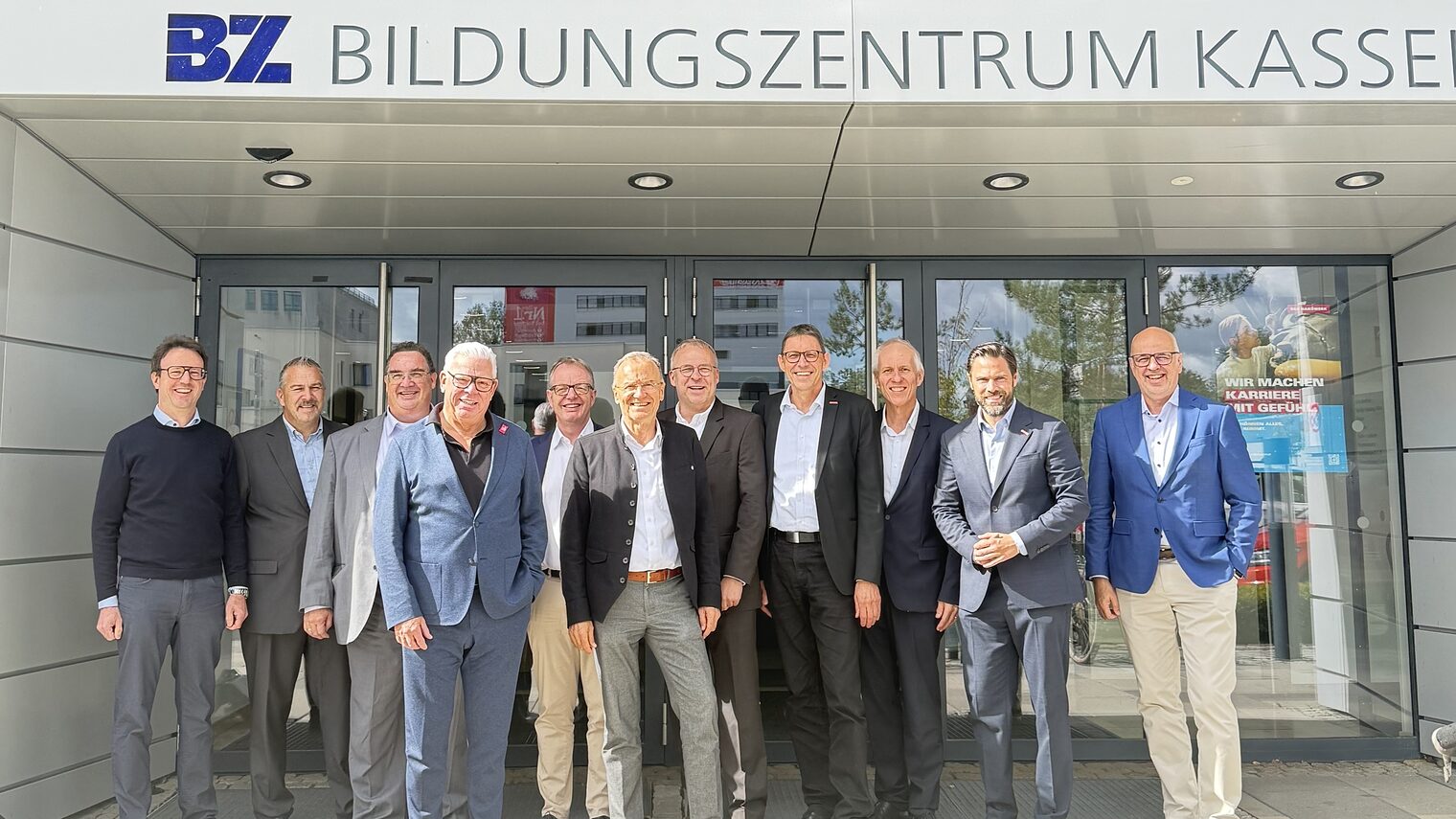 V. l.: Dr. Christoph Schetter, Andreas Brieske, Dr. Christoph Gelking, Rolph Limbacher, Dr. Christof Riess, Frank Dittmar, Kai Emmeluth, Jürgen Müller, Rainer von Borstel, Pierre Schlosser und Stefan Füll.
